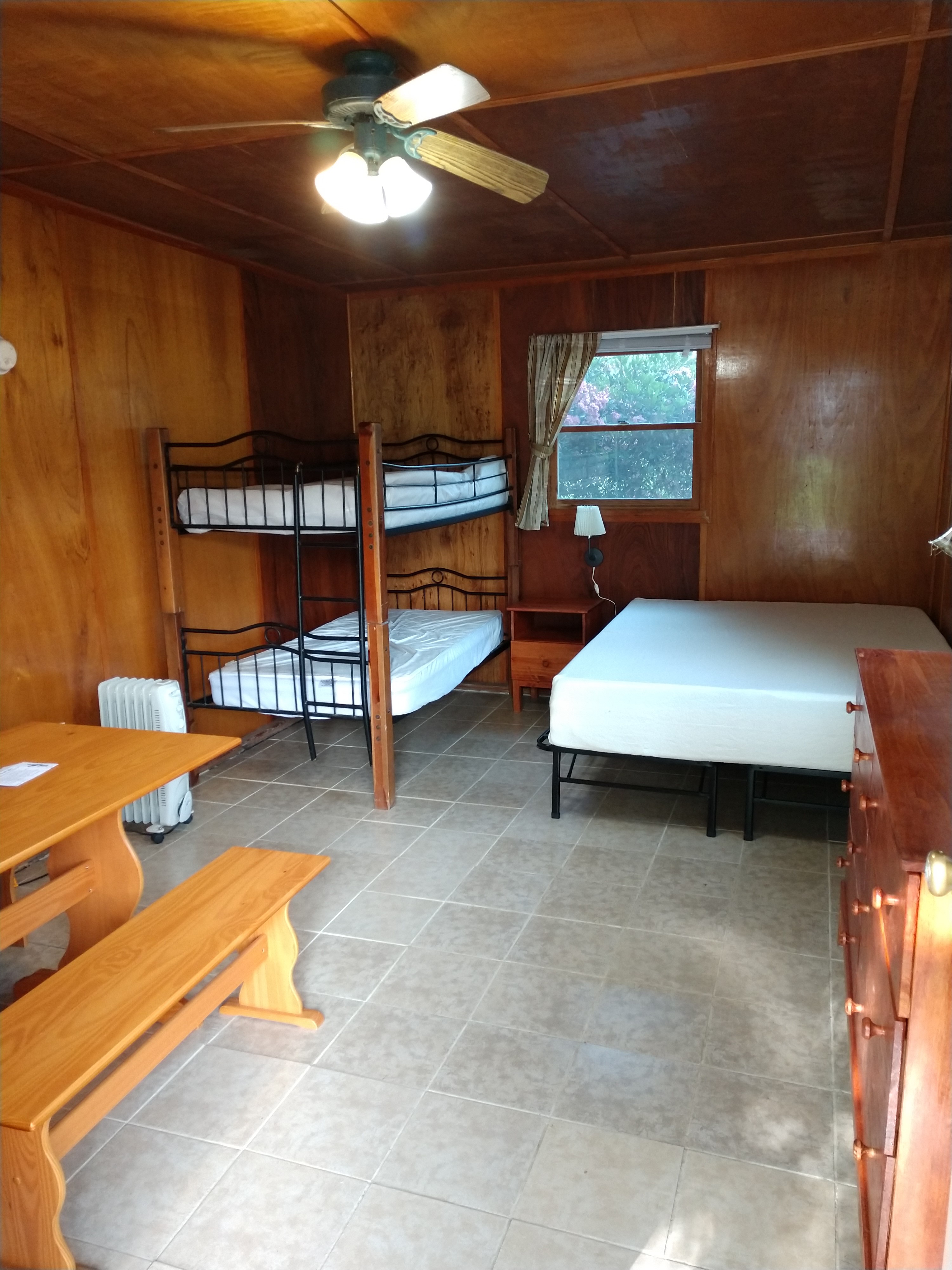 https://www.grandfatherrv.com/wp-content/uploads/2015/03/Camping-Cabin-Interior.jpg